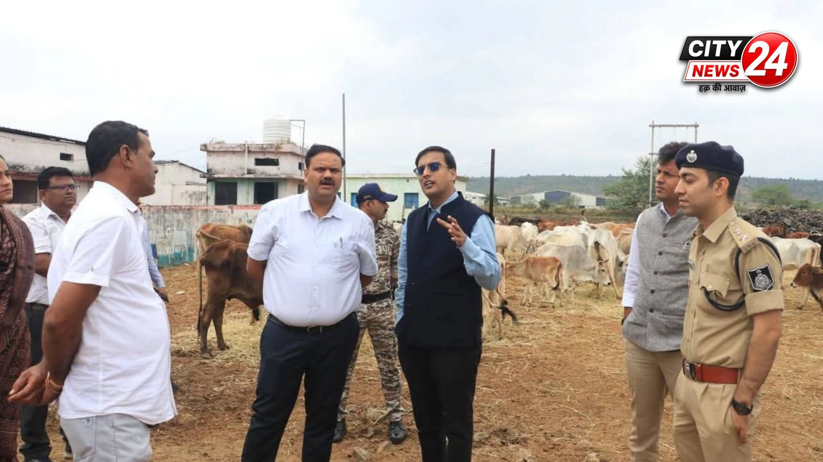 भोपाल ।गौ संवर्धन के क्षेत्र में ग्राम बिछिया की गौशाला के प्रयास सराहनीय संभागायुक्त ने गौशाला का किया निरीक्षण